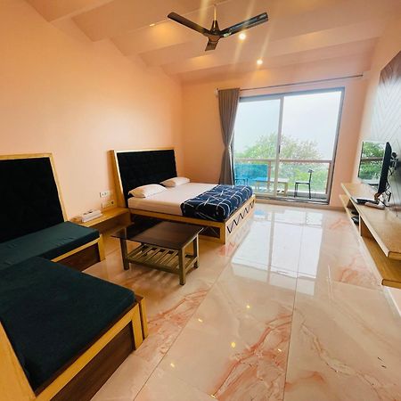 Natural Resort Panhala Экстерьер фото