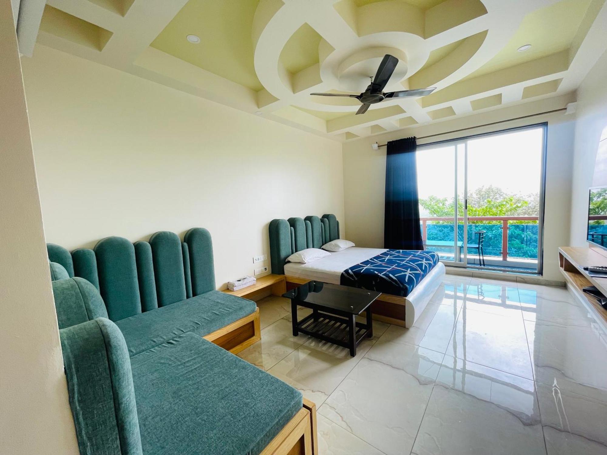 Natural Resort Panhala Экстерьер фото