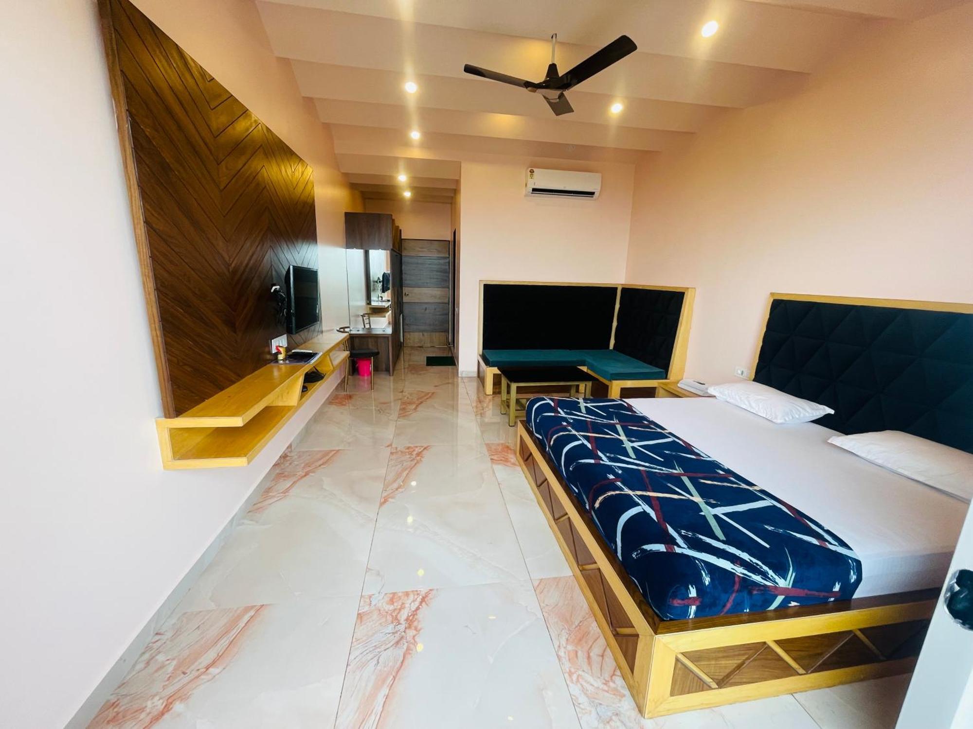 Natural Resort Panhala Экстерьер фото