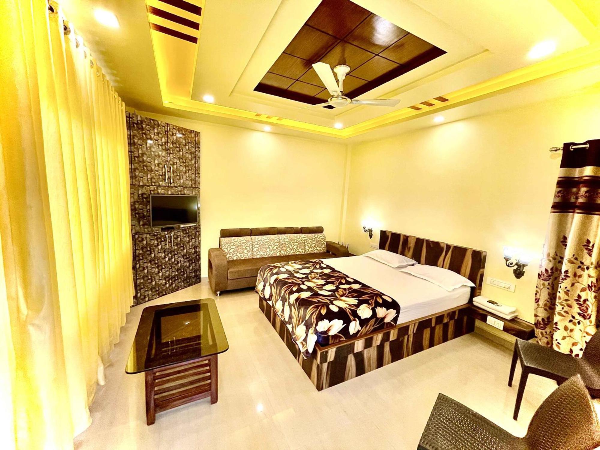 Natural Resort Panhala Экстерьер фото
