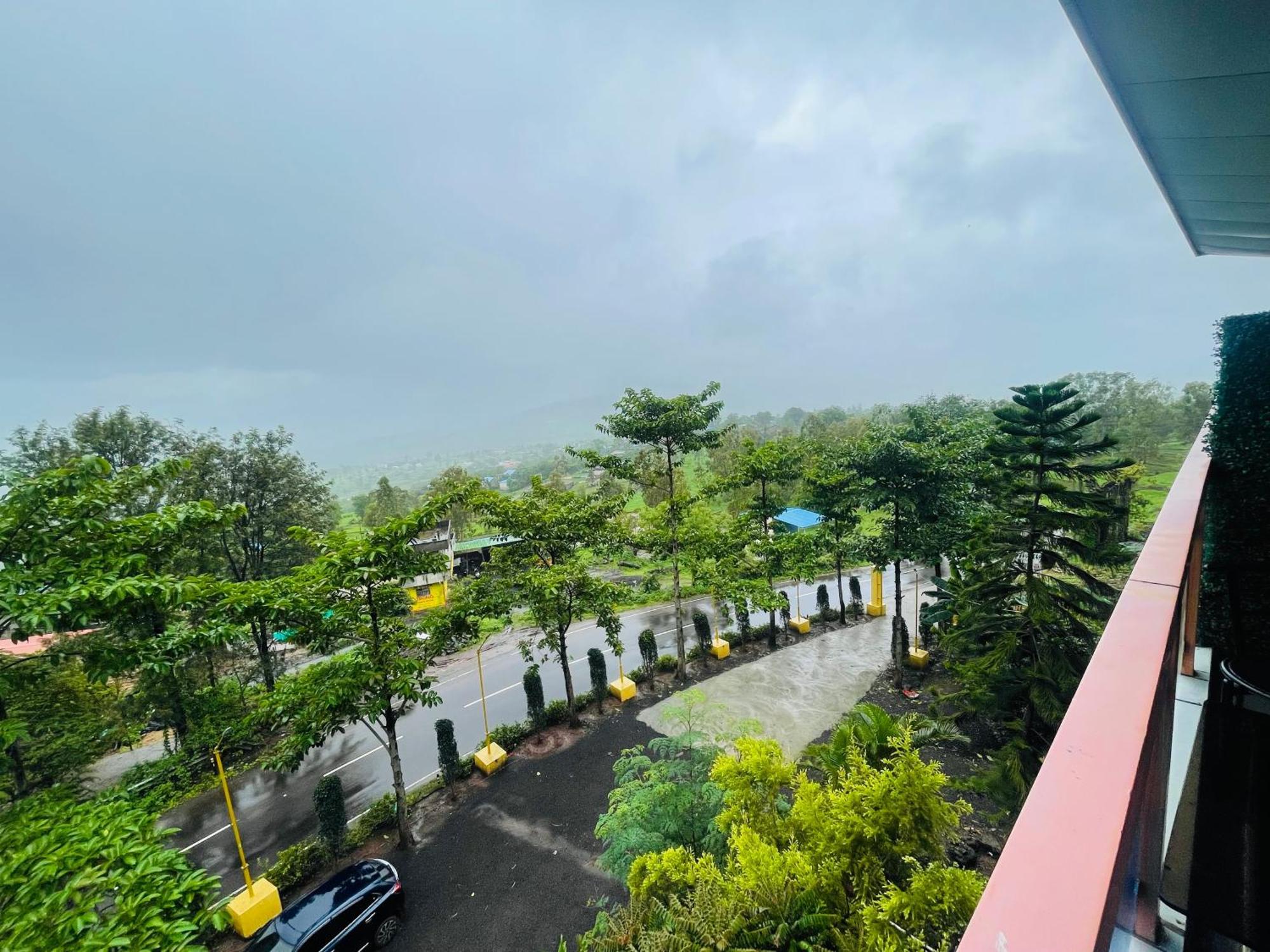 Natural Resort Panhala Экстерьер фото