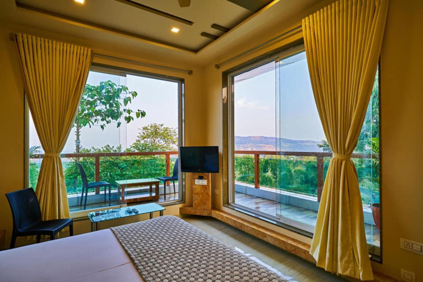 Natural Resort Panhala Экстерьер фото
